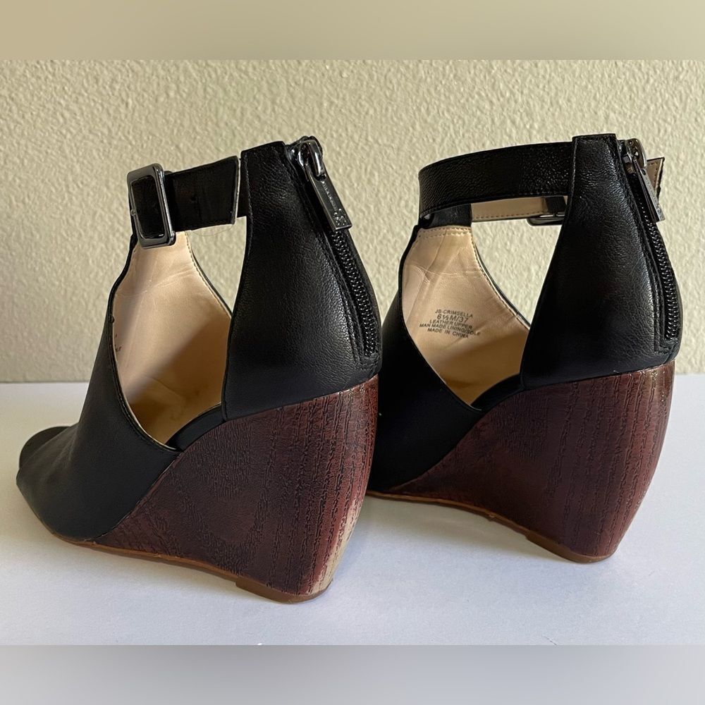 Jessica Simpson Crimsella Black wedge sandal.